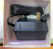 HP Hewlett-Packard 82059D Battery Charger for HP-41C Calculator Series. NOS