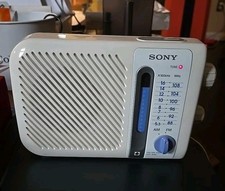Sony ICF-S70 AM FM 2 Band White Radio Portable Made In Japan - Rare - Clean
