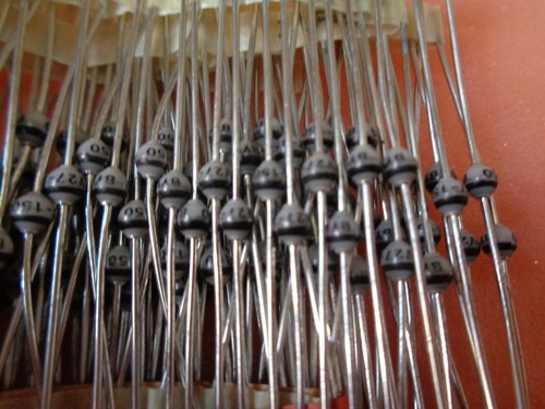 Come Funziona Un Diodo Varicap Come Condensatore Controllato Dalla - Foto 8