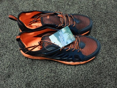 mens water shoes size 11