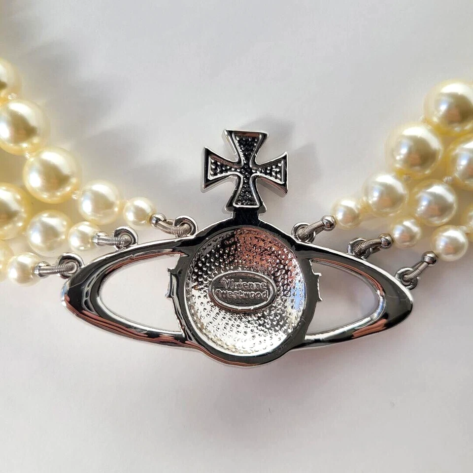 Vivienne Westwood 三排三层珍珠银项链 — 第 3/4 张图片