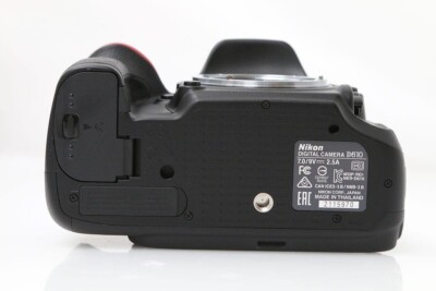 N-Mint in Box] Nikon D610 24.3MP Digital SLR Camera Body Black