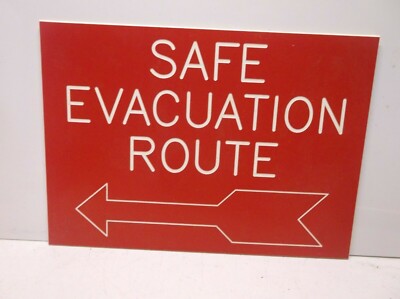 Safe Evacuation Route'''' Left Arrow Etched Sign - Measures 5'''' x 7''''