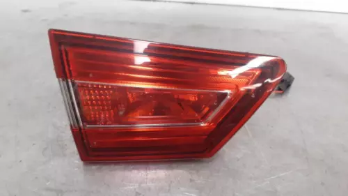 Piloto Trasero Izquierdo Interior para RENAULT CLIO IV Dynamique 2018 166517 - Imagen 1 de 3