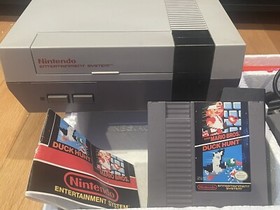 Nintendo NES Action Set Console w/ Super Mario Bros Game