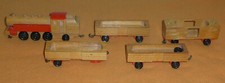 Kienel Eisenbahn DDR Holzspielzeug Lok mit 3 Waggons & Personenwagen
