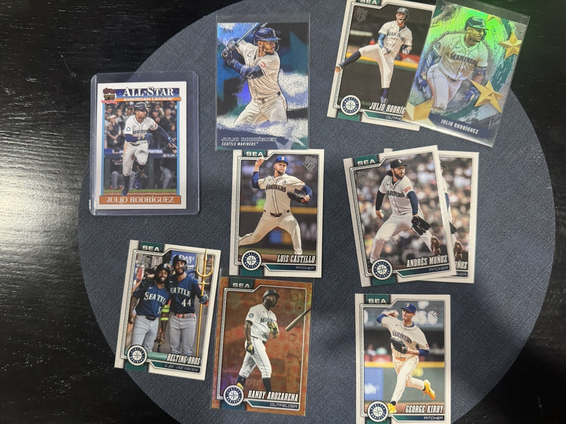 Topps 2026 Seattle Mariners 10-Card Lot