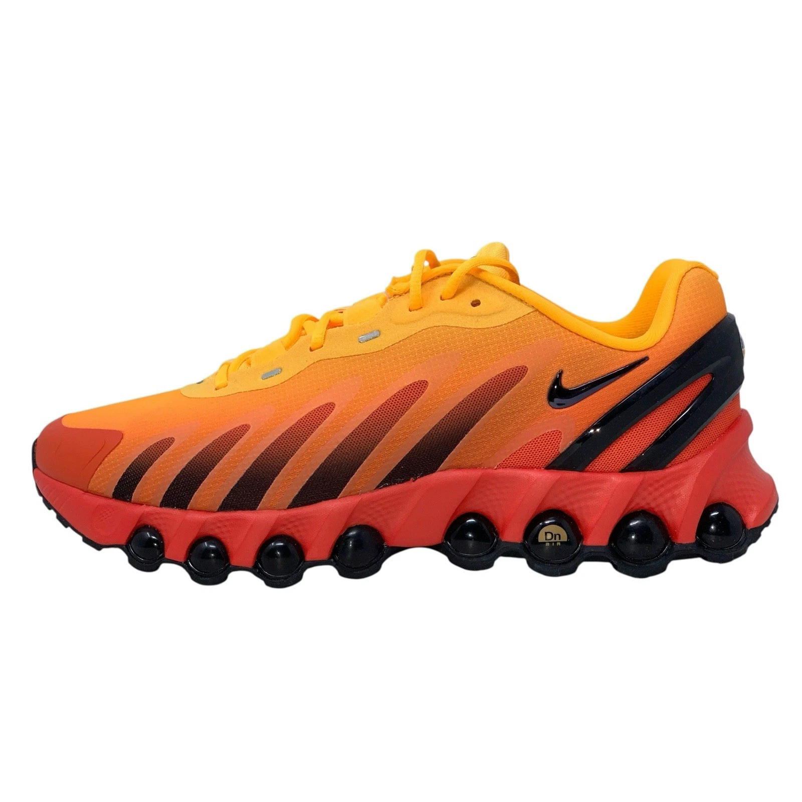 Nike Air Max DN8 Fiery Orange Sneakers, Size 9.5 BNIB FQ7860-800