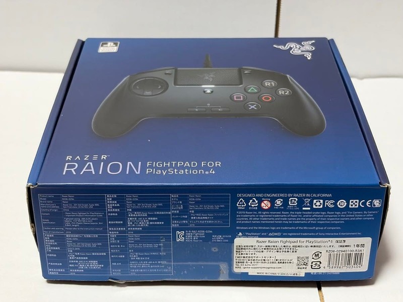 Razer Raion FightPad for PlayStation 4 Black RZ06-02940100-R3A1 Game Controller