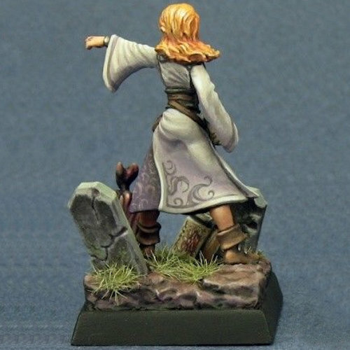 Reaper Dark Heaven Legends 03547 Juliette, Female Wizard
