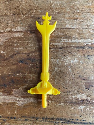 Vintage 1984 Voltron Lion Force Assembler  Rubber Yellow Sword  Accessory E16