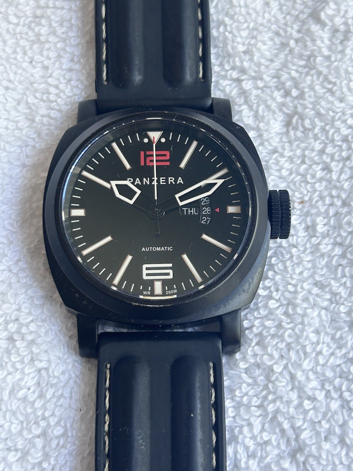 Picture 4 of 10