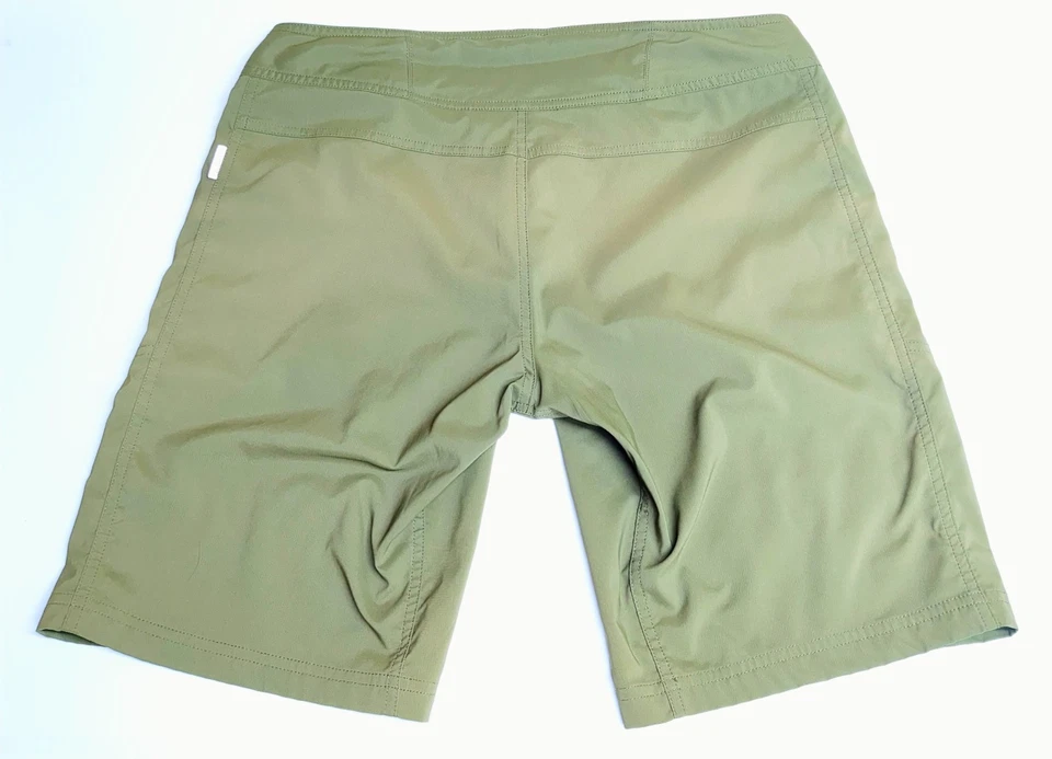 Pantalones cortos de ciclismo Club Ride para mujer, grandes Foto 2 de 3