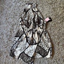 Pretty Little Thing black and white play suit 