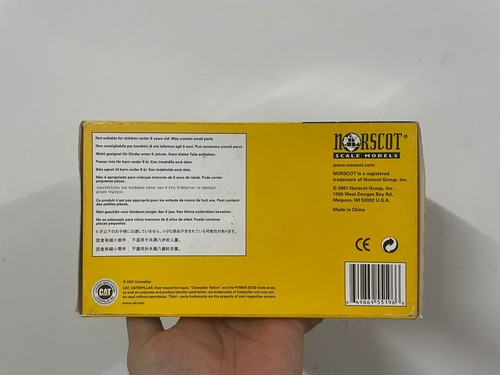 Norscot Cat 950H Wheel Loader 1/50 Scale Die-Cast Model 55196 - 第 5/6 張圖片