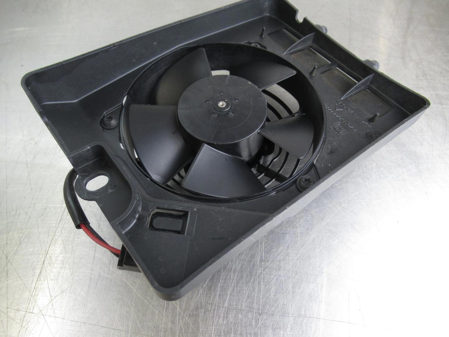 EB1407 2019 19 KTM SMC R 690 RADIATOR FAN VENTILATOR FAN