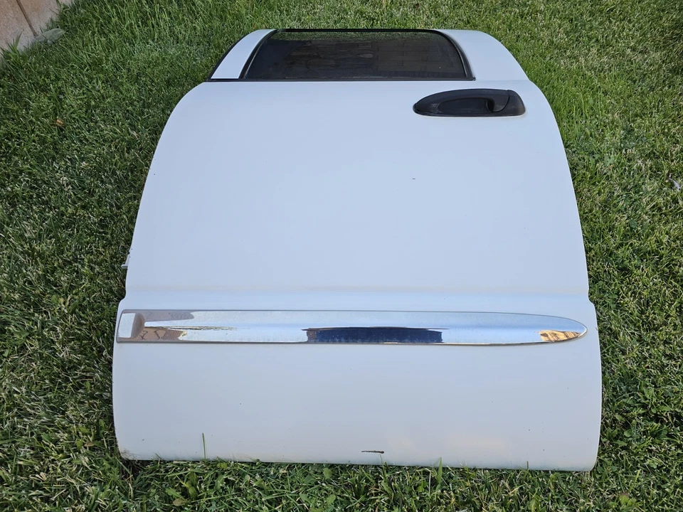 Dodge Ram 3500 2003-2008 OEM conjunto de puerta eléctrica trasera izquierda blanca California Foto 2 de 4