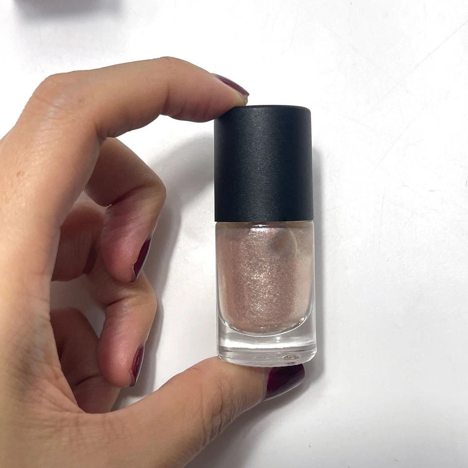 MAKE UP FOR EVER New Star Lit Liquid Illuminating Gel in Pink Beige - Image 2 of 4