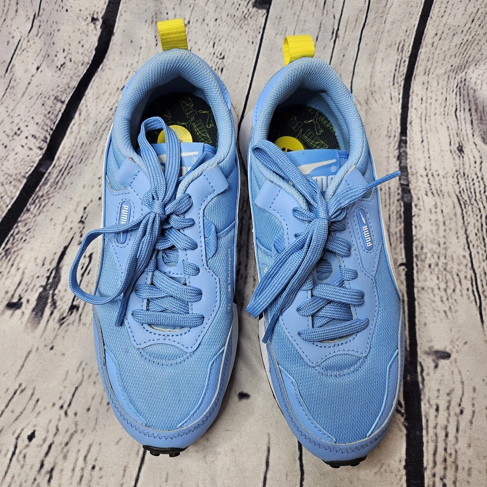 New PUMA  BMW Motorsport White Blue  Sneakers Men Size 5 Womens 6.5  - Image 4 of 4