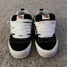 VANS Knu skool white and black