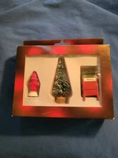 Vintage Christmas Village Tree, Fire Hydrant And Mailbox In Original Box.