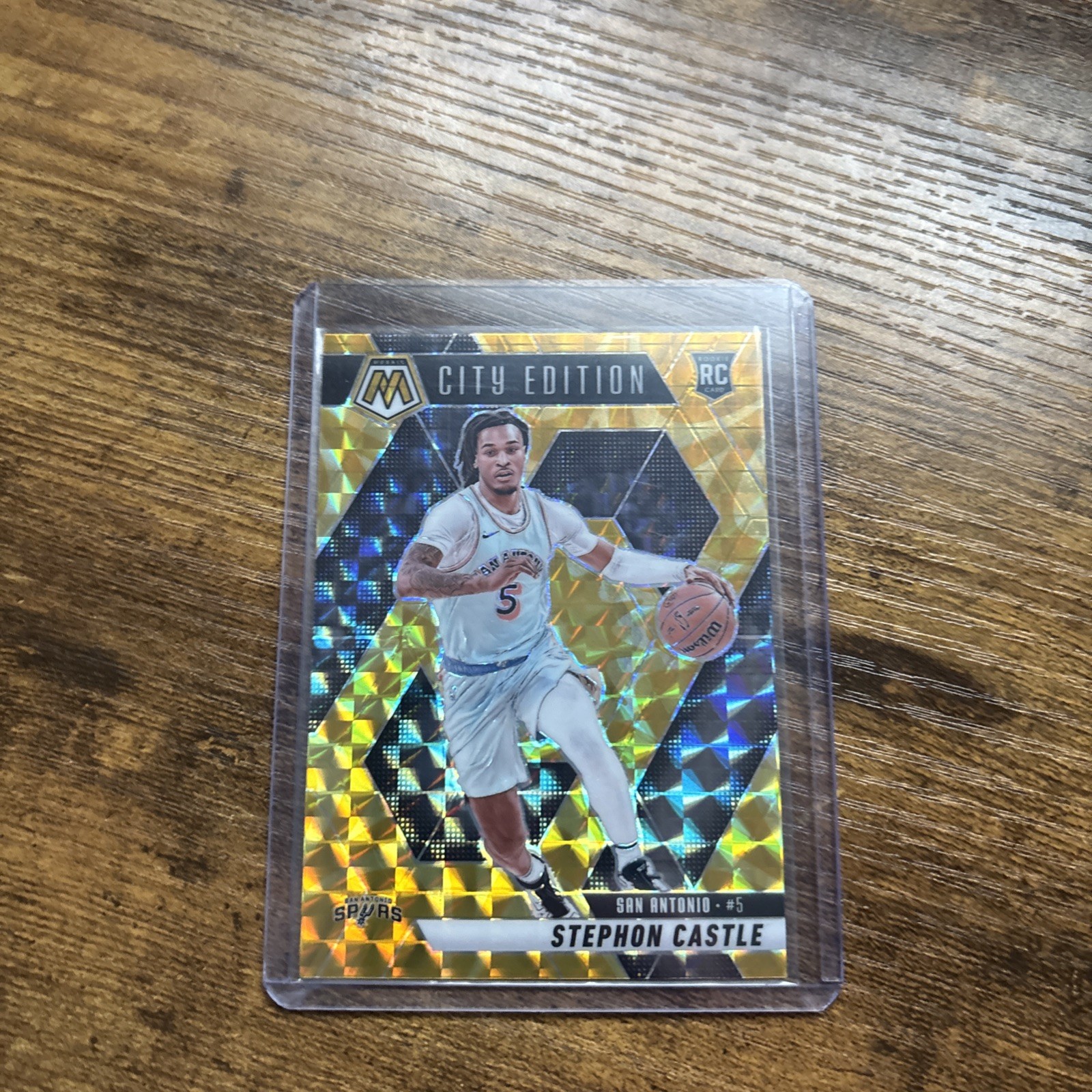 2024-25 Panini Mosaic City Edition Yellow Reactive Prizm Stephon Castle (RC)