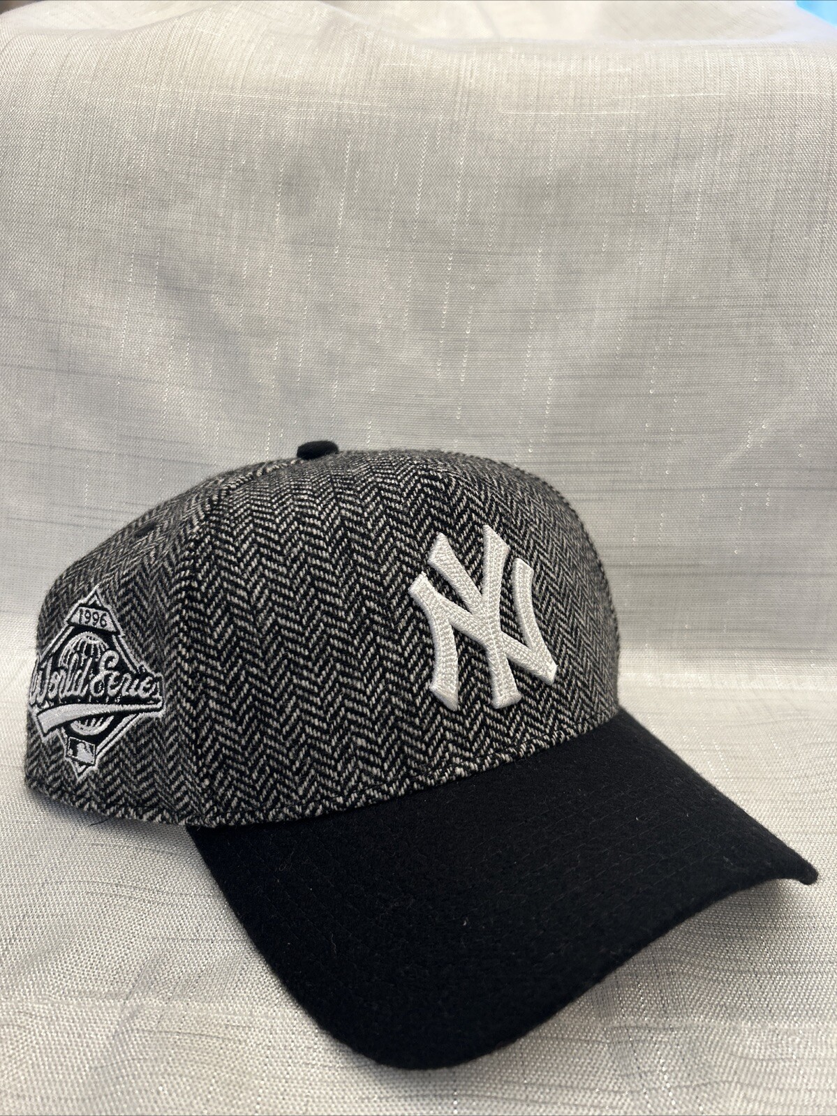 NEW MITCHELL & NESS MLB  PRO SNAPBACK  NEW YORK YANKEES CAP HAT