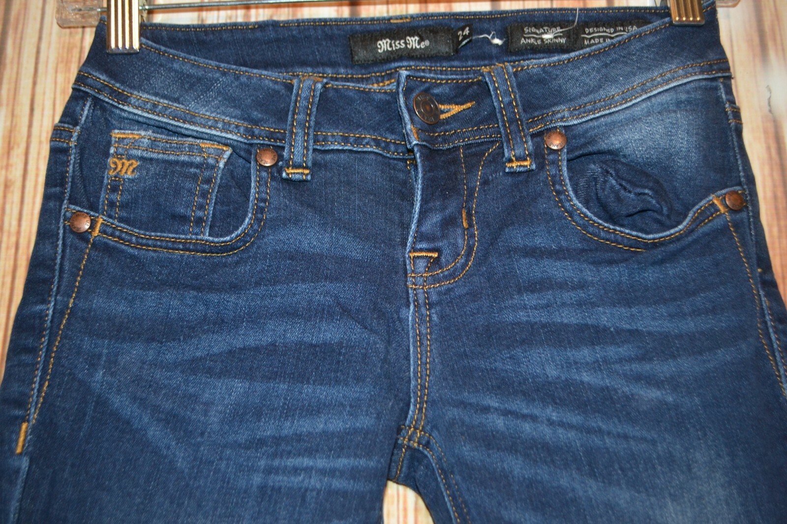 Picture 4 of 11