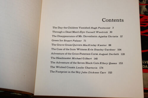Vintage Alfred Hitchcock Book lot, Sinister Spies,Monster Museum,Daring Dectives - Picture 10 of 17