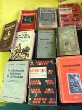 lot de 7 livres scolaires