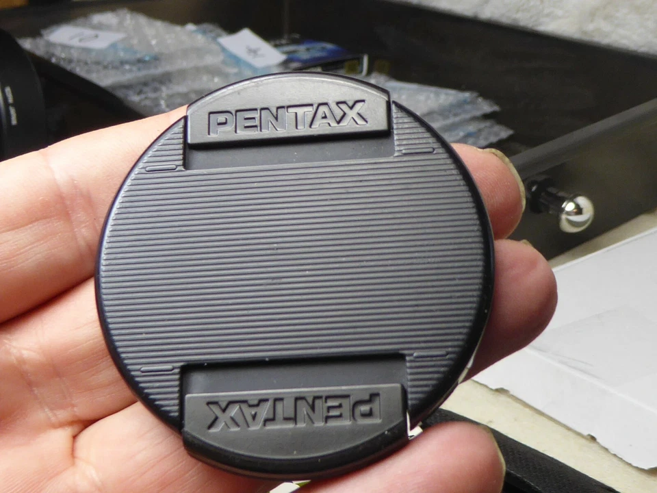 Pentax 58mm black camera lens cap  genuine original vintage  - Image 4 of 4