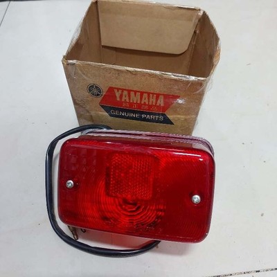 YAMAHA RX100-RX125-RD90-RS100-RS125-YT125-LB50-LB80 TAILLIGHT TAILLAMP NOS JAPAN