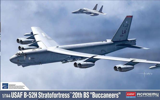 Academy 12622 - 1/144 USAF B-52H 20Th BS Buccaneers - New