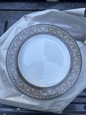 Studio Nova Dishes 16 Desert plates 7 Dinner Plates And 8 Salad/soup Bowls