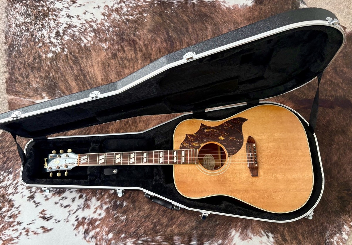 2004 Gibson Sheryl Crow Signature Model Signed Acoustic 