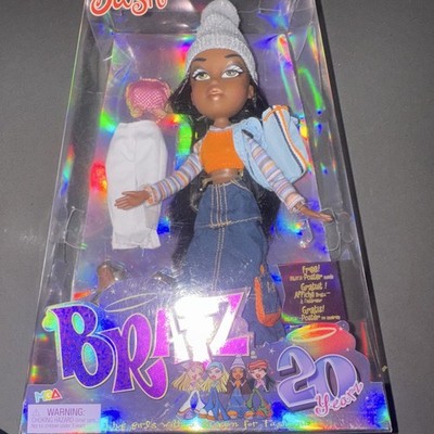 Bratz 20 Yearz Sasha 10in Fashion Doll 21 Outfit Unopened