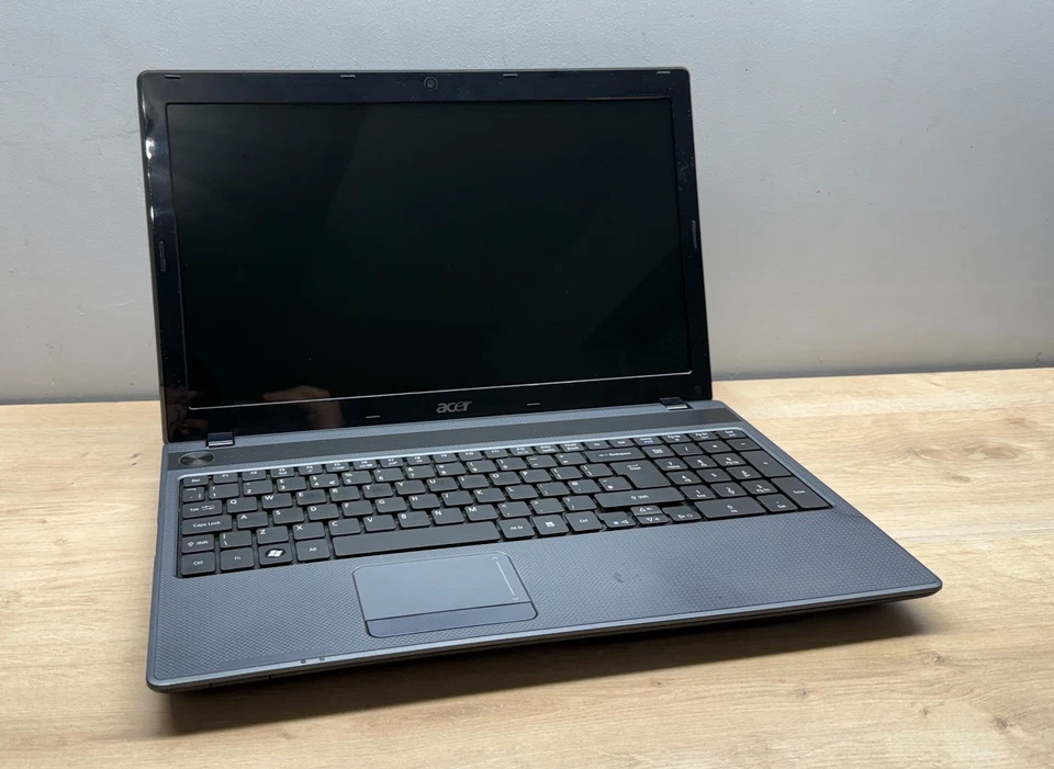 Acer Aspire 5733 15,6" Zoll Laptop Computer - Windows 11, Office 365, i3, SSD - Bild 4 von 4