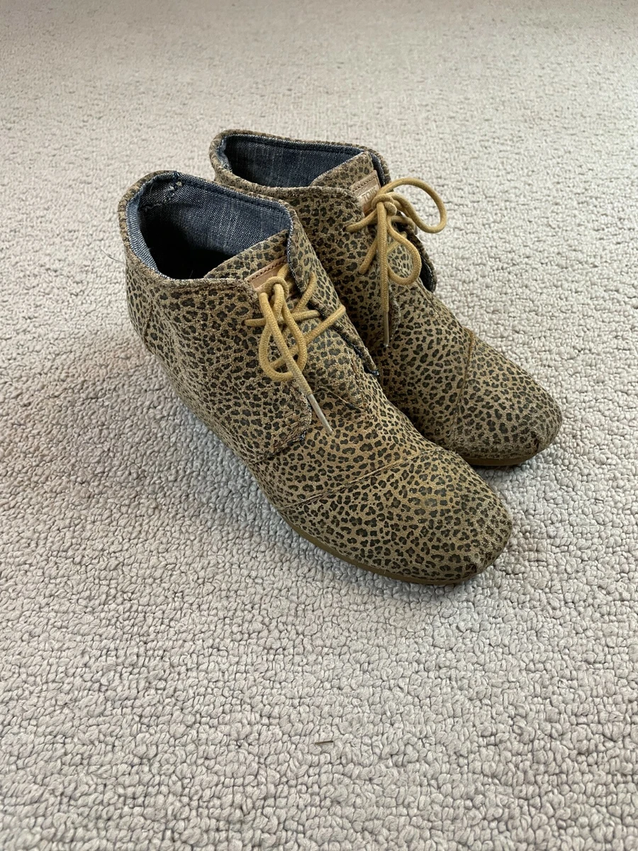 Toms leopard hotsell wedge booties
