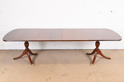 クラシック ダイニングテーブル Henkel-Harris & Drexel Henkel Harris Georgian Mahogany Double Pedestal Extension Dining