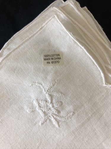 12 WHITE 100% COTTON VINTAGE EMBROIDERED FINE DINNER NAPKINS 16” X 16” New - Picture 2 of 7