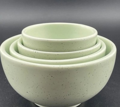 Greg Natale  Ceramic Measuring Cup Bowls Soft Mint Green Set of 4 New In Box