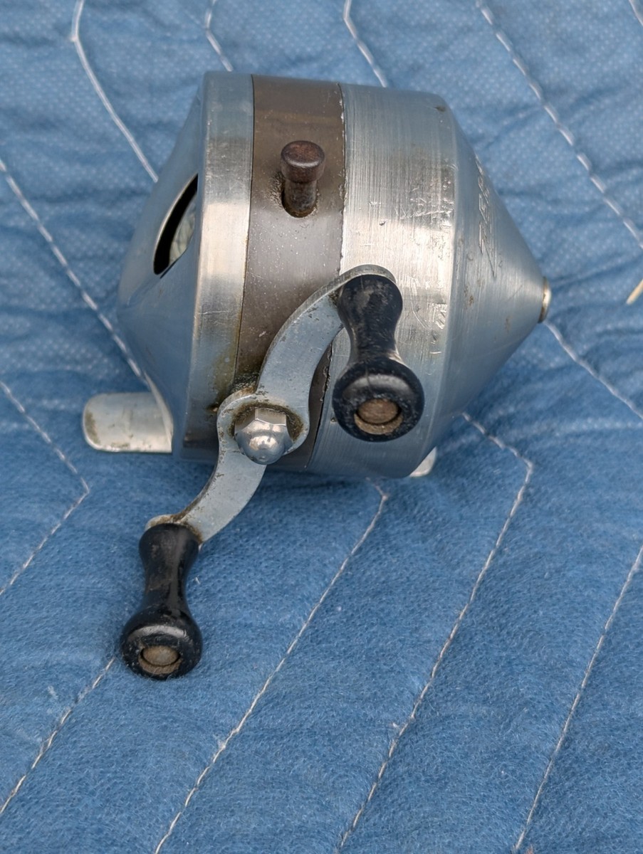 Vintage Zebco Model 11 Marbled Thumb Ball Spincasting Reel Tulsa