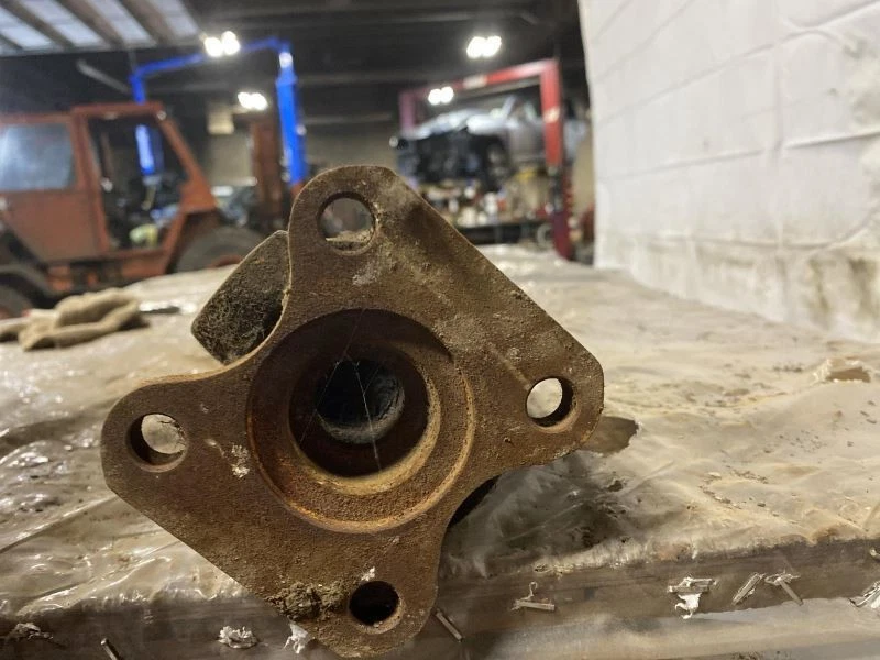 Rear Drive Shaft 4-140 2.3L Automatic Transmission Fits 79-82 CAPRI 1575815 - Изображение 3 из 4