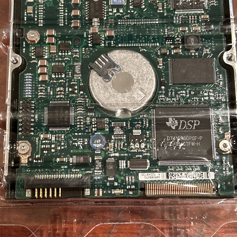 *New* Seagate Cheetah (ST318452LW) 18GB,15000RPM, 3.5" Hard Internal Hard Drive - Image 4 of 4