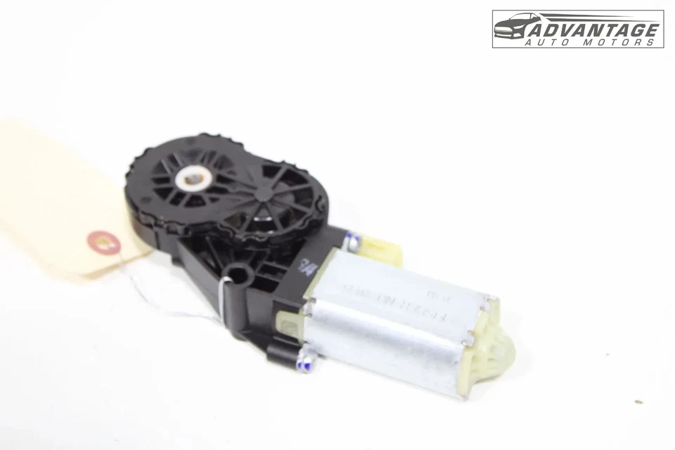 2017-2020 TESLA MODEL S FRONT RIGHT PASSENGER SIDE SEAT ADJUST RECLINE MOTOR OEM - Image 3 of 4