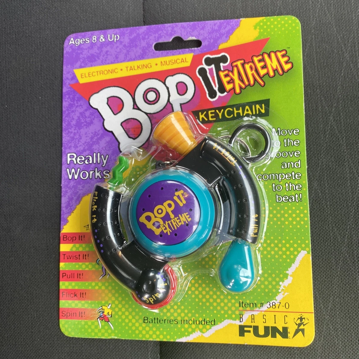 Bop it ゲーム　おもちゃ ポップイット bopit キーホルダー Amazon | Worlds Smallest Games バンドル 2個セット - Bop It and Bop
