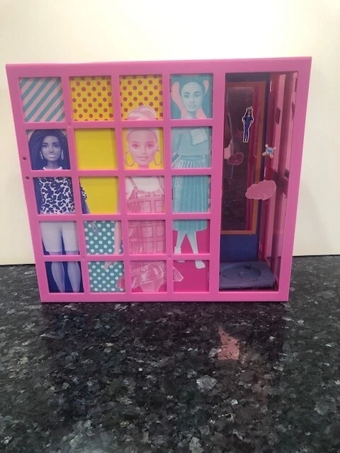 Barbie GBK10 Dream Closet Fashion Wardrobe with Barbie Doll and