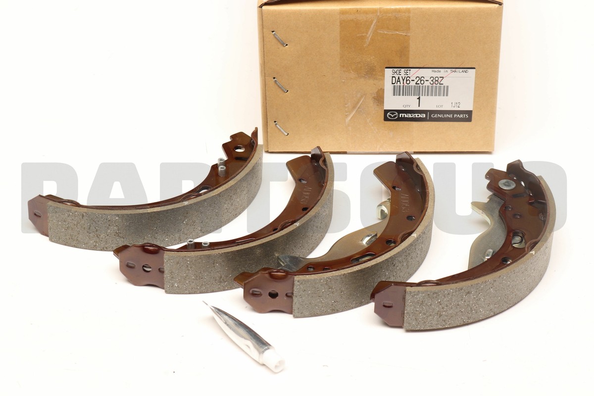 DAY62638Z Genuine Mazda SHOE SET,BRAKE-REAR DAY6-26-38Z | eBay