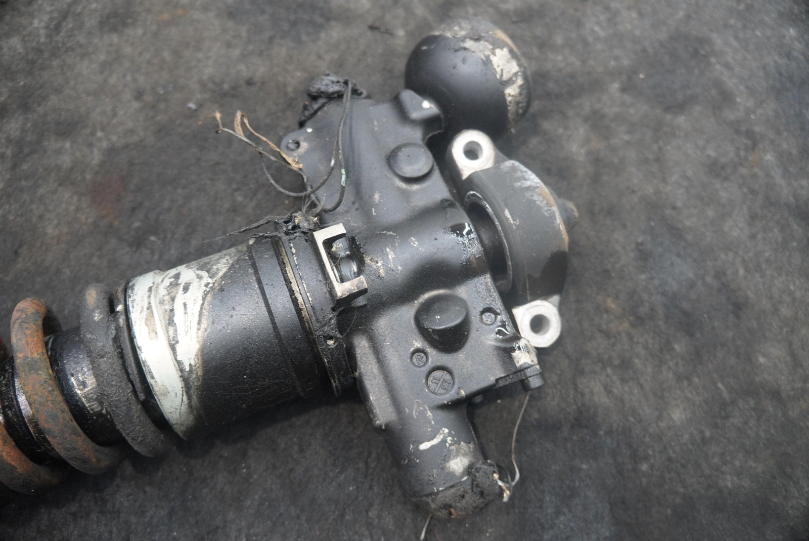 Rear Suspension Right Shock Absorber Spring Coil Strut OEM McLaren 650S *Note*