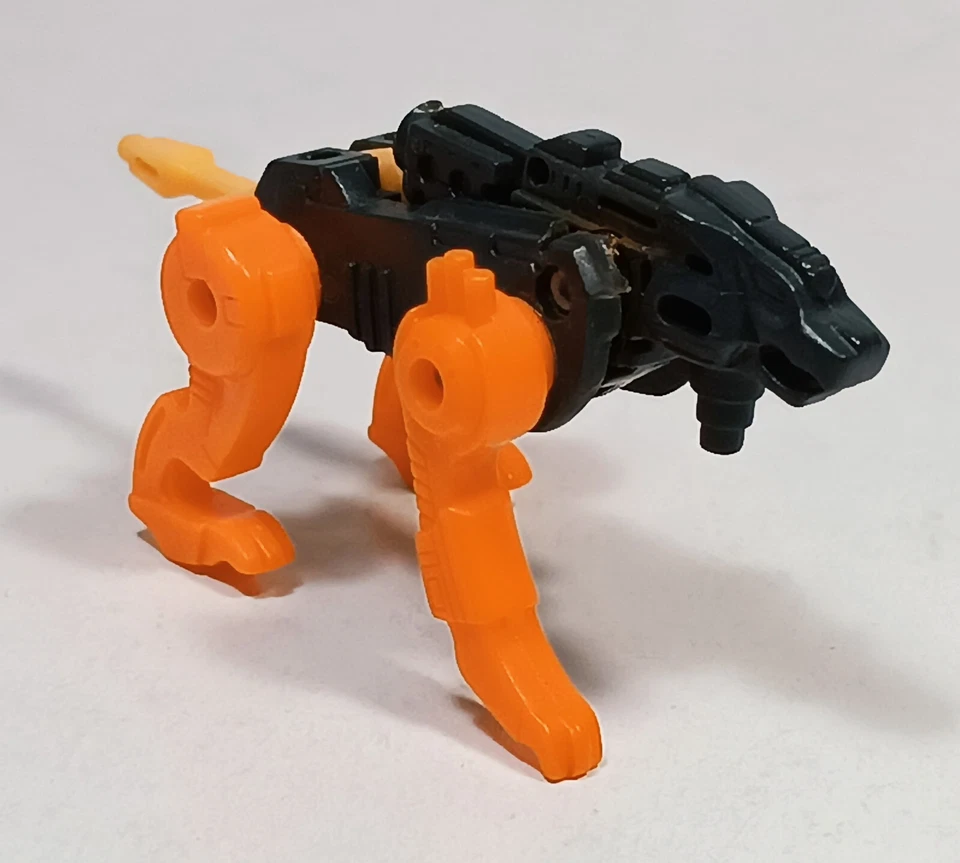 HASBRO VTG 1990 TRANSFORMERS G1 ACTION MASTERS TREADSHOT CATGUT ROBOT FOR PARTS - Image 3 of 4